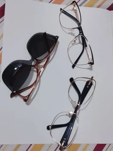 vendo armações em ótimo estado