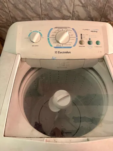 Máquina de lavar Electrolux