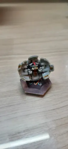 Bakugan Haos Laserman B1