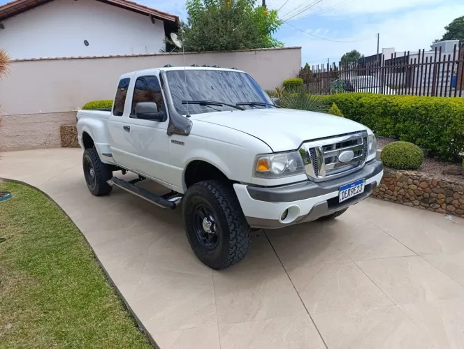Ford Ranger XLT 4.0 4X2 CS 2001