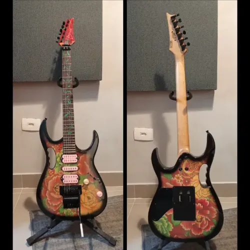 Guitarra Ibanez Jem (Chinesa)