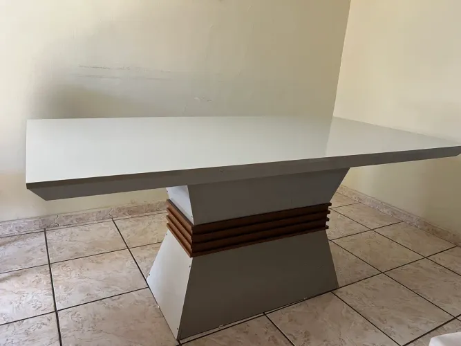 Mesa de Jantar 1,80 x 90