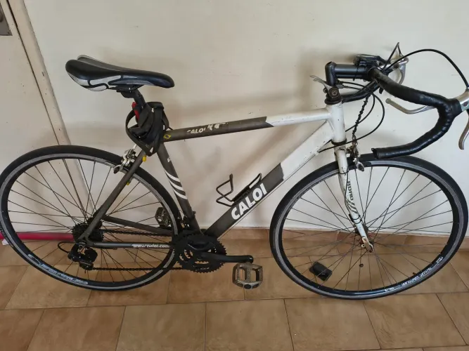 Vendo Caloi 10, muito conservada. Câmbio Shimano.