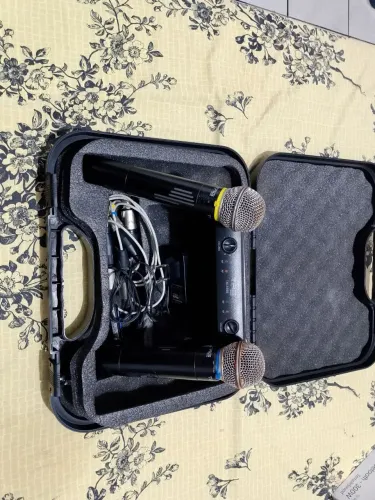 Vendo conjunto de microfone sem fio