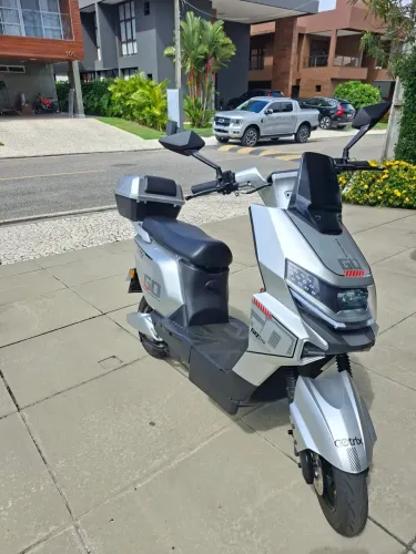Scooter Elétrica GOTRIX T08