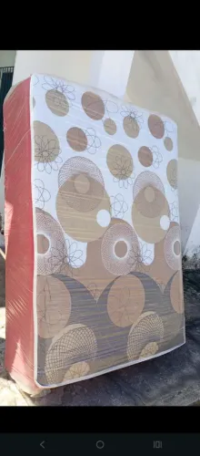 Cama box de espuma Nova 350 REIAS não faço entrega está na Santa Efigênia *