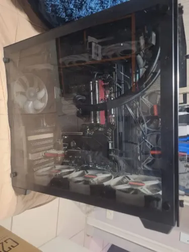 PC GAMER Ryzen9 5900X, 32GB RAM DDR4, RTX 4070 Ti, CoreReactor II 850W, WC MAG M360, SSD G