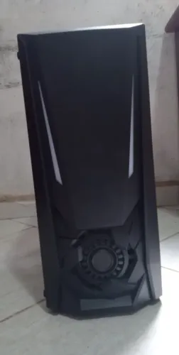Gabinete Full Tower K-mex (Usado)