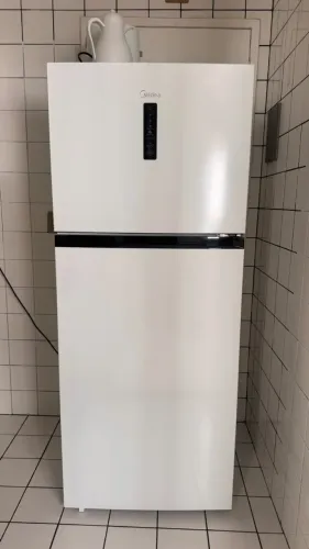 Geladeira Midea Duplex Branca | 2 Anos de Uso | R$ 1.600