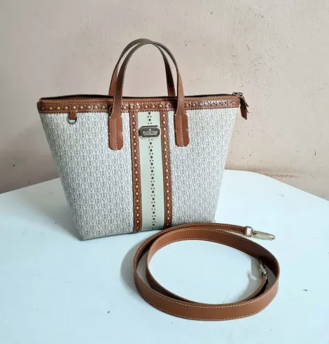 Bolsas Originais á partir de 80.00 ac pix passo cartão com taxa 