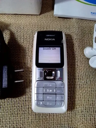 Nokia 2310 e Nokia N70