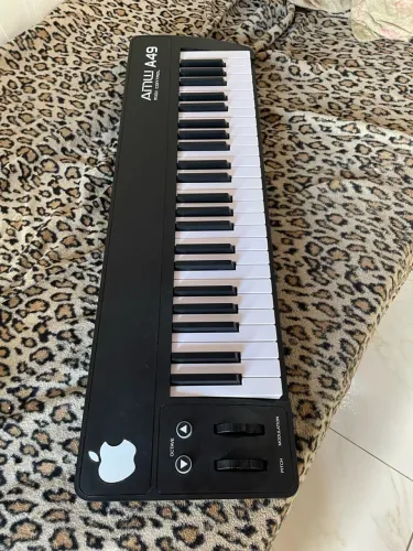 Controladora MIDI - AMW A49