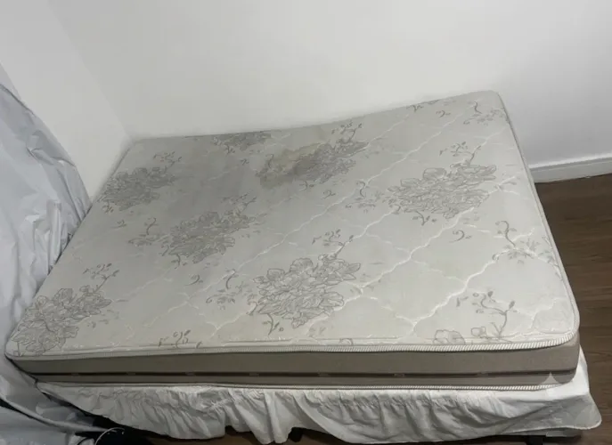 Cama viúva , box e colchão anjos