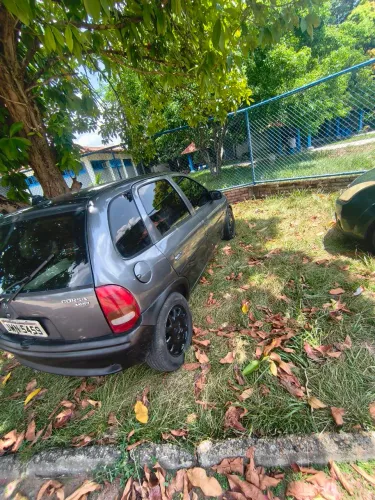 Chevrolet Corsa Super 1.0 MPFI / 2P E 4P 1996