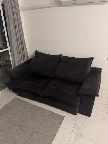 Sofá Retrátil e Reclinável MUITO NOVO
