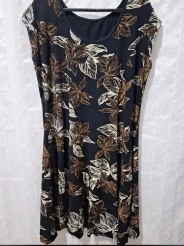 Vestido preto estampado
