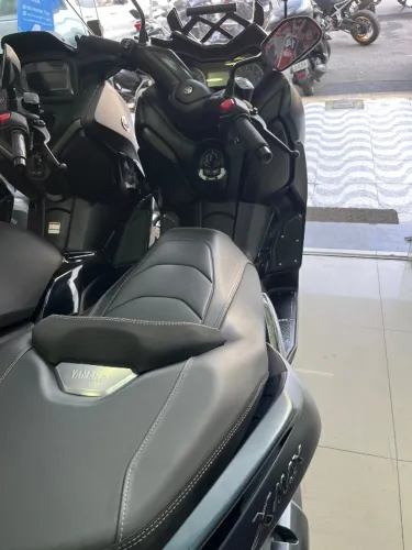 Yamaha xmax 250