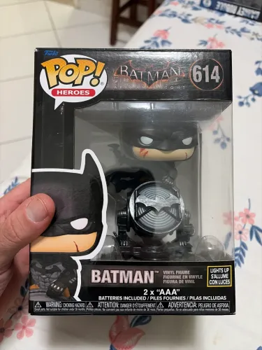 Funko pop Heroes Batman Arkham Knight, batsinal acende, procuro novo e original