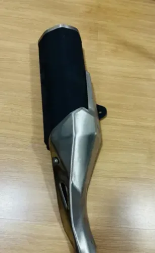 Vendo ponteira original com protetor NINJA 400cc