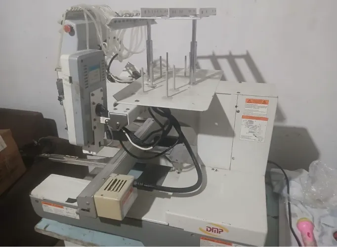 Máquina de bordado industrial 12 agulhas