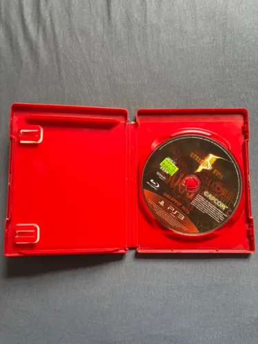 JOGO PS3 - Resident Evil 5 e Call Of Duty Ghost