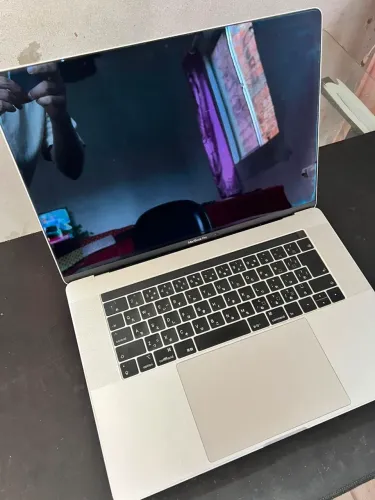 Mac book