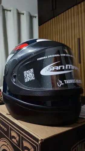 Capacete