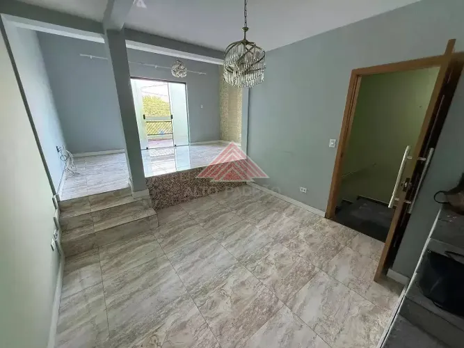 Sobrado com 4 dormitórios à venda, 135 m² por R$ 650.000 - Jardim Guapituba - Mauá/SP