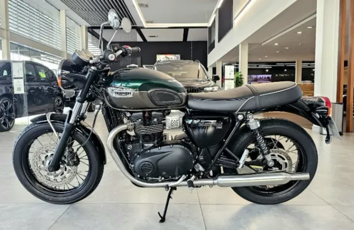 TRIUMP BONEVILLE T100 