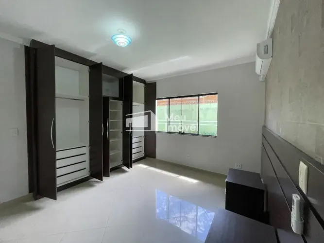 Térrea para aluguel tem 280 metros quadrados com 3 quartos em Jardim Rio Comprido - Jacare