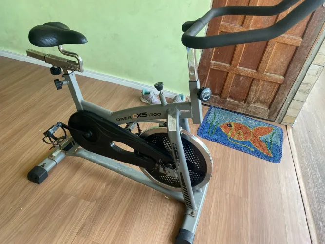 Bicicleta ergométrica spinning