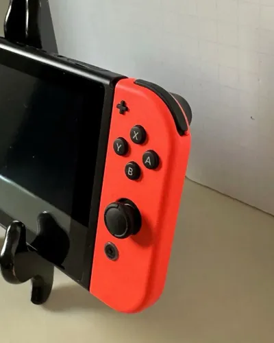 Nintendo Switch impecável