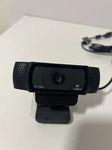 WEBCAM LOGITECH HD 1080P - usado só 3x.