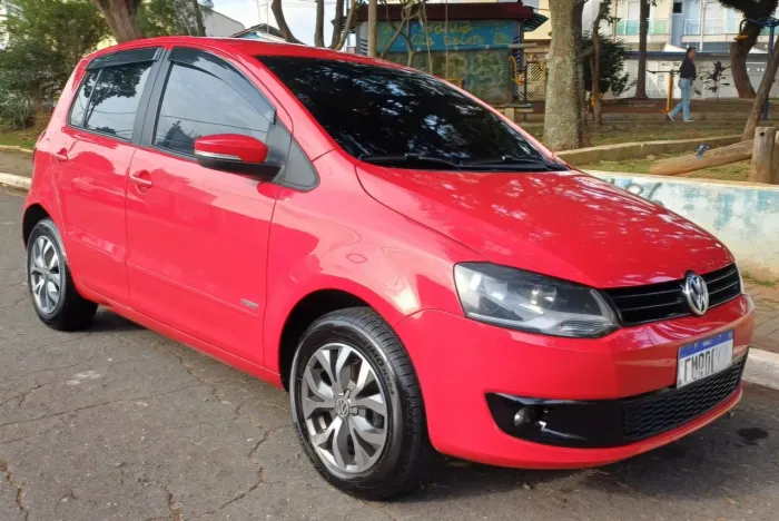 Volkswagen Fox 1.0 MI Total Flex 8V 5P 2014