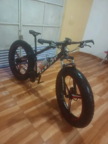 Bike GTS FAT 4.0 pego 29 mas volta do interessado.
