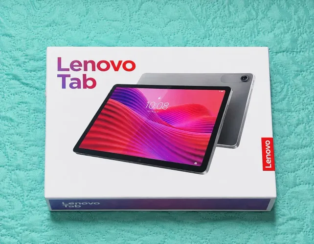 Tablet Lenovo Tab 4GB + 64GB