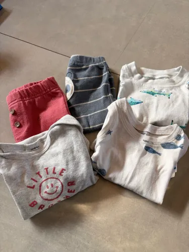 Kit de roupas Carters- 3 meses