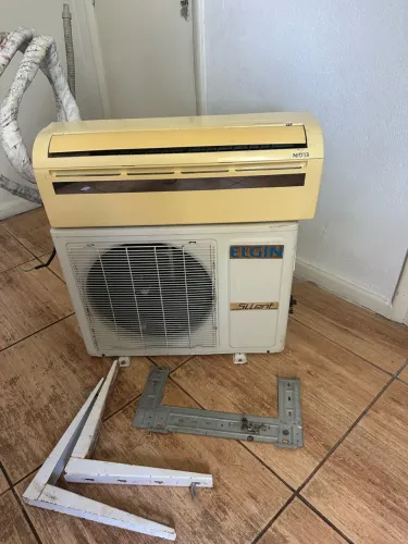Ar condicionado Elgin 12.000 BTU