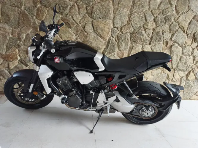 Vendo CB 1000 CC Naked 