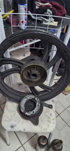 Roda traseira fazer 2008 