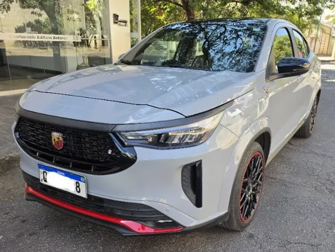 Fiat Fastback Abarth Turbo Flex 1.3 Aut. 2024