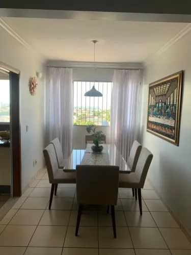 Imóvel para venda possui 114 metros quadrados com 3 quartos em Bandeirantes - Cuiabá - MT