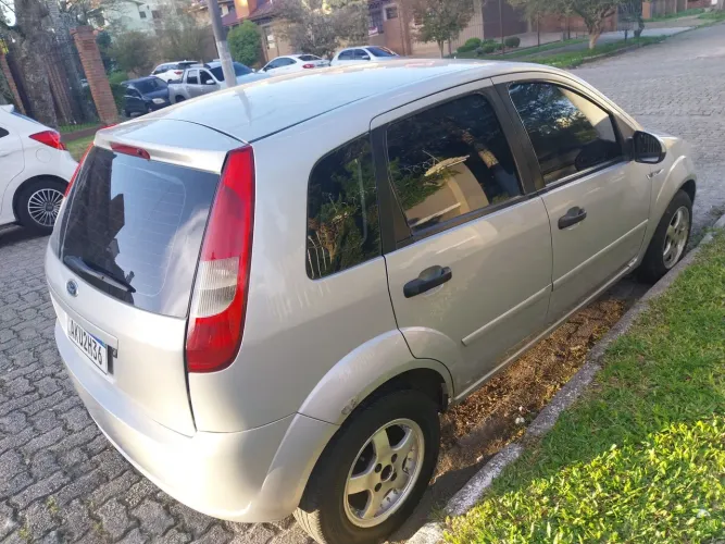 Ford Fiesta Class 1.6 8V 98cv 5P 2003