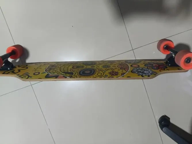 Longboard seminovo 