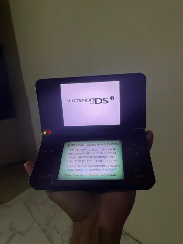 Nintendo DSi XL