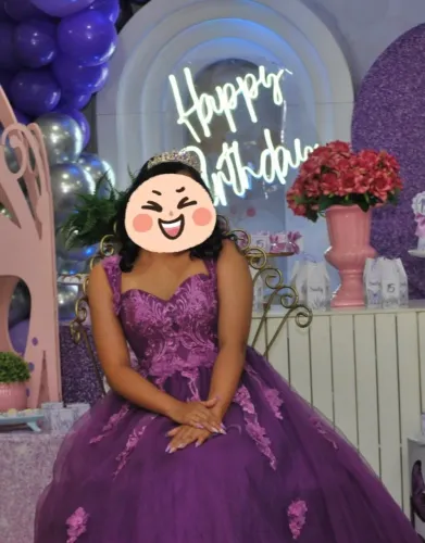 Vestido de 15 Anos Roxo Estilo Princesa + Coroa de Brinde