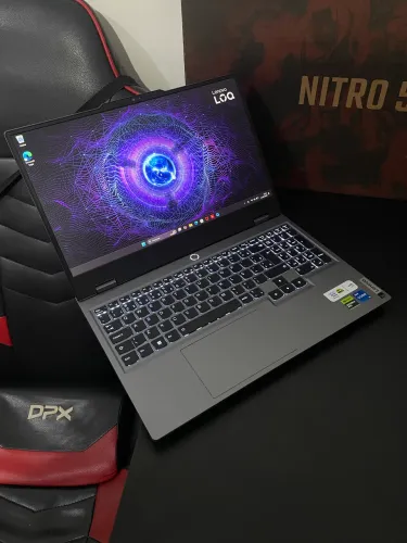 Lenovo LOQ 15IRX9 Gamer - i5-13450HX 13ª Geração + RTX 3050 6GB + 16GB RAM + SSD 512GB