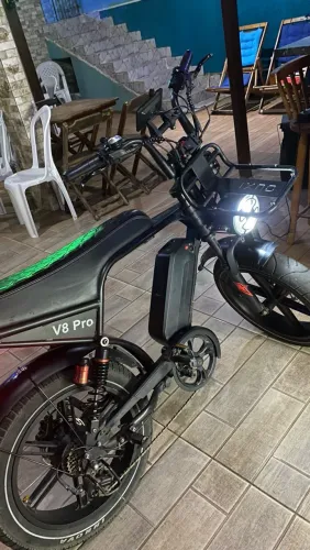V8 pro