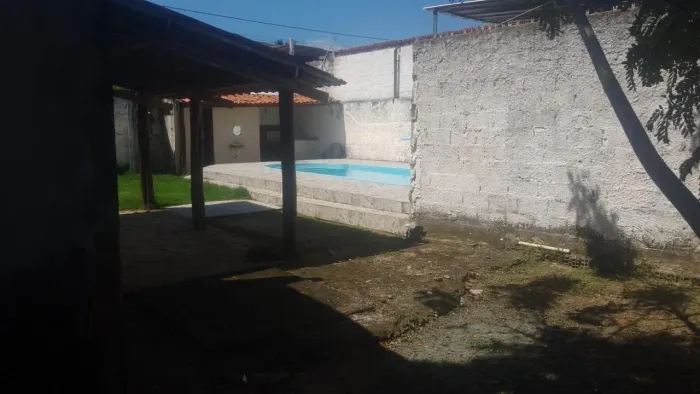 Casa com piscina na Barra nova