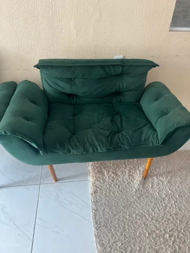 Poltronas confortáveis semi novas